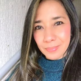 Hanna, Niñera o canguro en Navarra