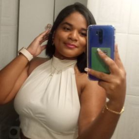 Fernanda, Niñera o canguro en Teulada