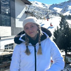 Bianca, Babysitter in Las Lagunas de Mijas