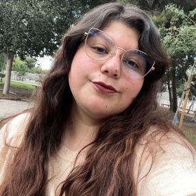 Nathalia, Niñera o canguro en Archena