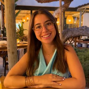 Carla, Niñera o canguro en Premià de Dalt