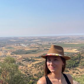 Aran, Babysitter in Castilleja de Guzmán