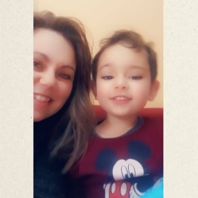 Yurenna, Babysitter in Salceda de Caselas
