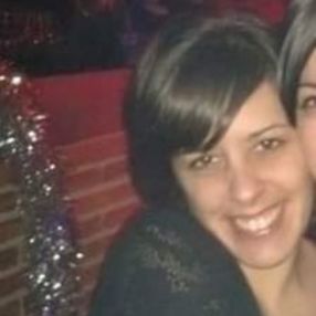 Laura, Niñera o canguro en Palafolls