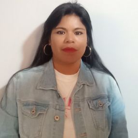 CARMEN ROSA, Babysitter in La Linea de la Concepción