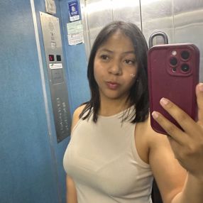 Claudia, Niñera o canguro en Mislata