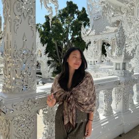 ZHUO, Niñera o canguro en Pedreguer