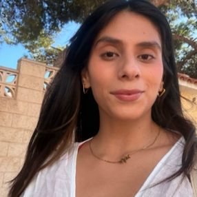 Maria Fernanda, Babysitter in Crevillente