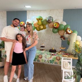 Valeria, Familia en Campo Real