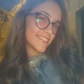 Naroa, Niñera o canguro en Olite