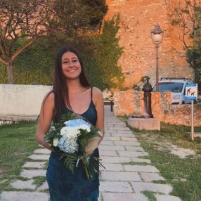 Lucia, Niñera o canguro en Creixell