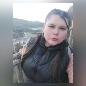 Laura Andrea, Babysitter in Estella