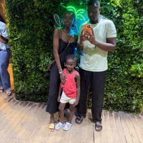Hadia, Familia en L'Hospitalet de Llobregat