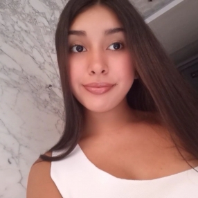 Heydi Jazmin, Babysitter in Chirivella