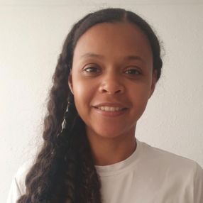 Lizeth, Babysitter in Bétera