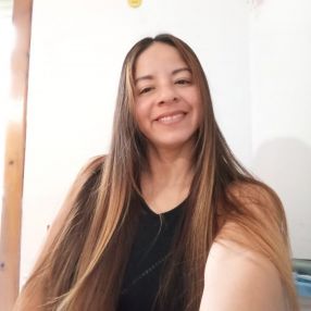 Darcy karin, Babysitter in Seo de Urgel