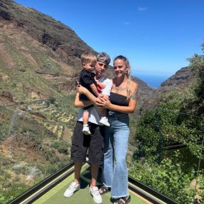 Alexandra, Family in Santa Lucía de Tirajana