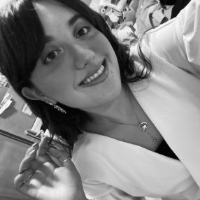 Nuria, Babysitter in La Unión