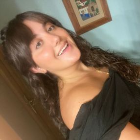 Nuria, Babysitter in La Unión