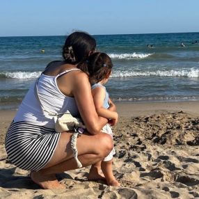 Melek, Familia en Gavà