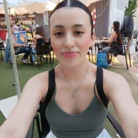 Silvia, Babysitter in Gandia