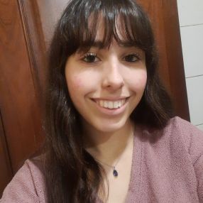 Lara, Babysitter in Cerceda