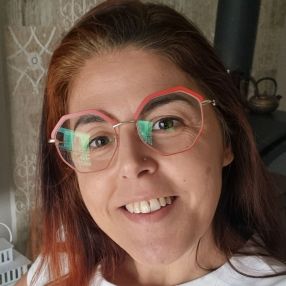 Almudena, Niñera o canguro en Algodonales
