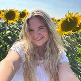 Paula, Niñera o canguro en La Puebla del Río