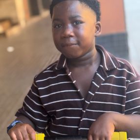 Jakson, Familia en Molins de Rei