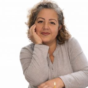 Gloria liliana, Babysitter in Muro d'Alcoi
