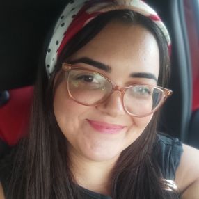 Jessica, Niñera o canguro en La Llagosta