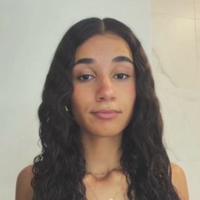 Aya, Babysitter in Arenys de Munt