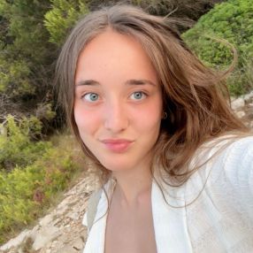 Ana, Niñera o canguro en Béjar