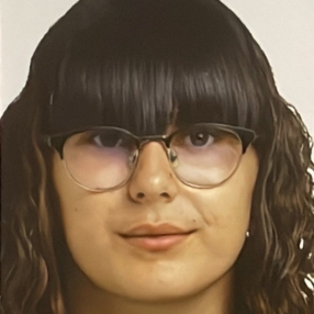 Adina Maria, Babysitter in Llíria