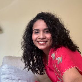 Arycia, Niñera o canguro en Guecho