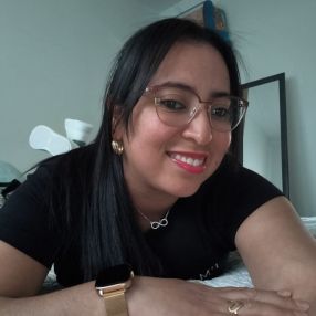 Ligia Tatiana, Niñera o canguro en Ribarroja de Turia