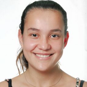 Júlia, Babysitter in Pineda de Mar