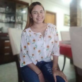 Ashley, Babysitter in Manacor