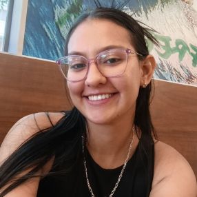 Yadi Paola, Niñera o canguro en Cantalejo