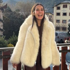Paula, Babysitter in Olivella