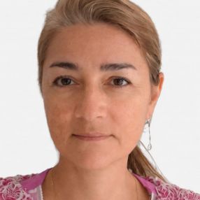 Yaneth, Babysitter in Eibar
