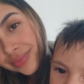 Natalia, Niñera o canguro en Navalagamella