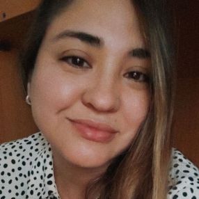 Angelica, Babysitter in Lezo