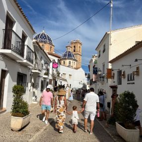 Tata, Familia en Manises