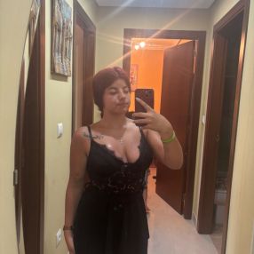 Yasmin, Niñera o canguro en Yuncos