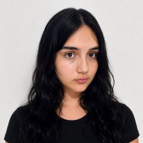 Stefania, Niñera o canguro en Alaquàs
