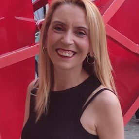 María Cristina, Niñera o canguro en Villanueva de la Concepción