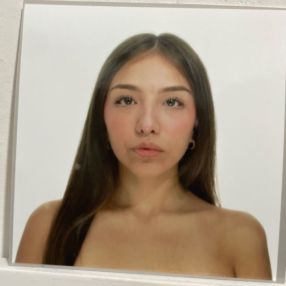 Danna Nicole, Niñera o canguro en Beniarjó