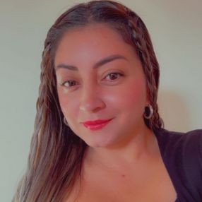 Paola Andrea, Babysitter in Elche