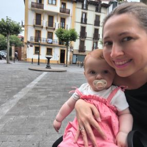 Mamen, Familia en Irun